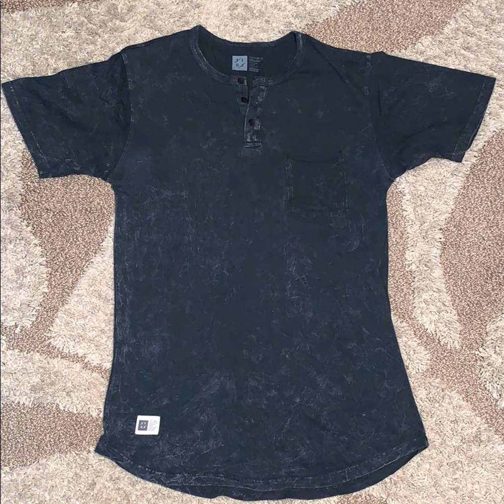 Men’s Henley short-sleeve shirt